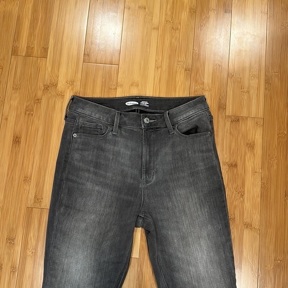 Old Navy Rockstar super skinny high rise size 6 women’s - Picture 4 of 7